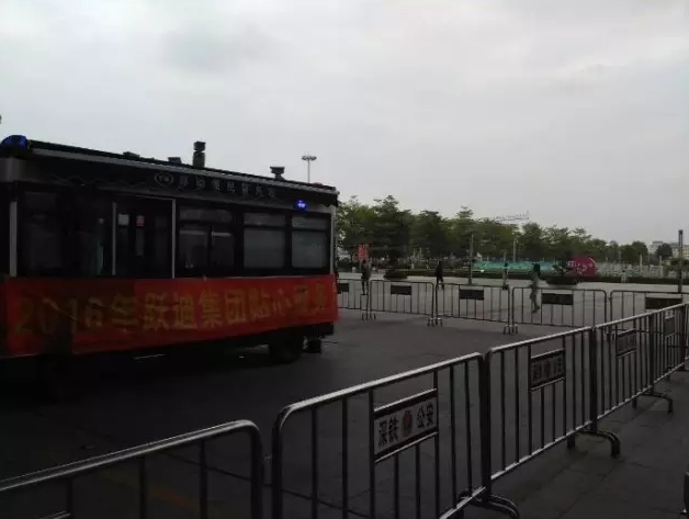 电动移动警务室
