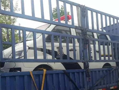 电动警务车