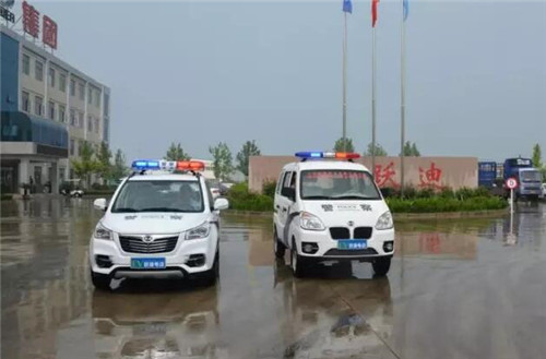电动巡逻车