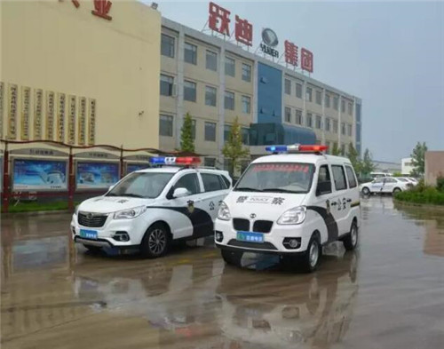 电动警务车