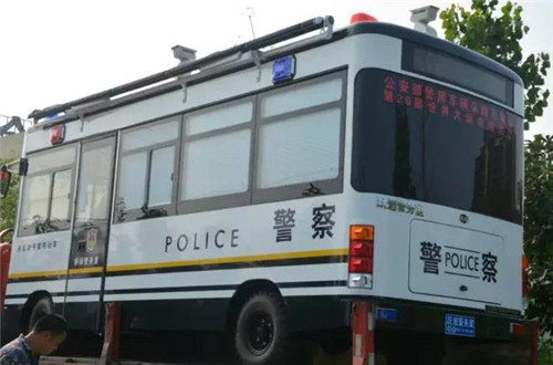 电动警务室