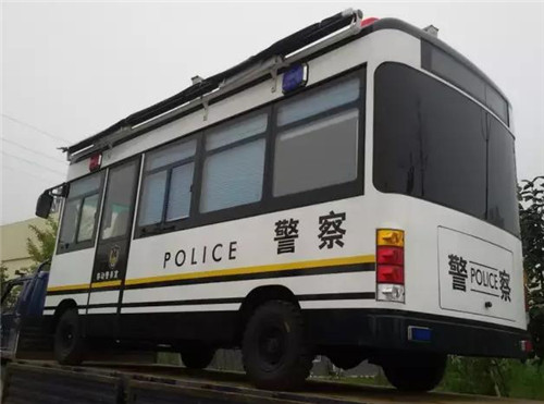 电动警务室