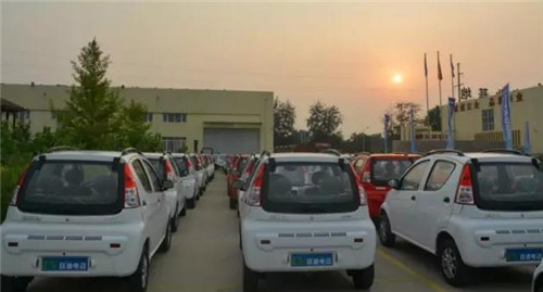 电动汽车
