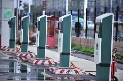 电动汽车