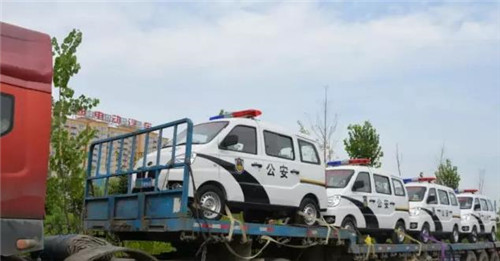 首批跃迪电动巡逻车批量发车河北省涿州市公安局 ·整治治安秩序，创建幸福家园