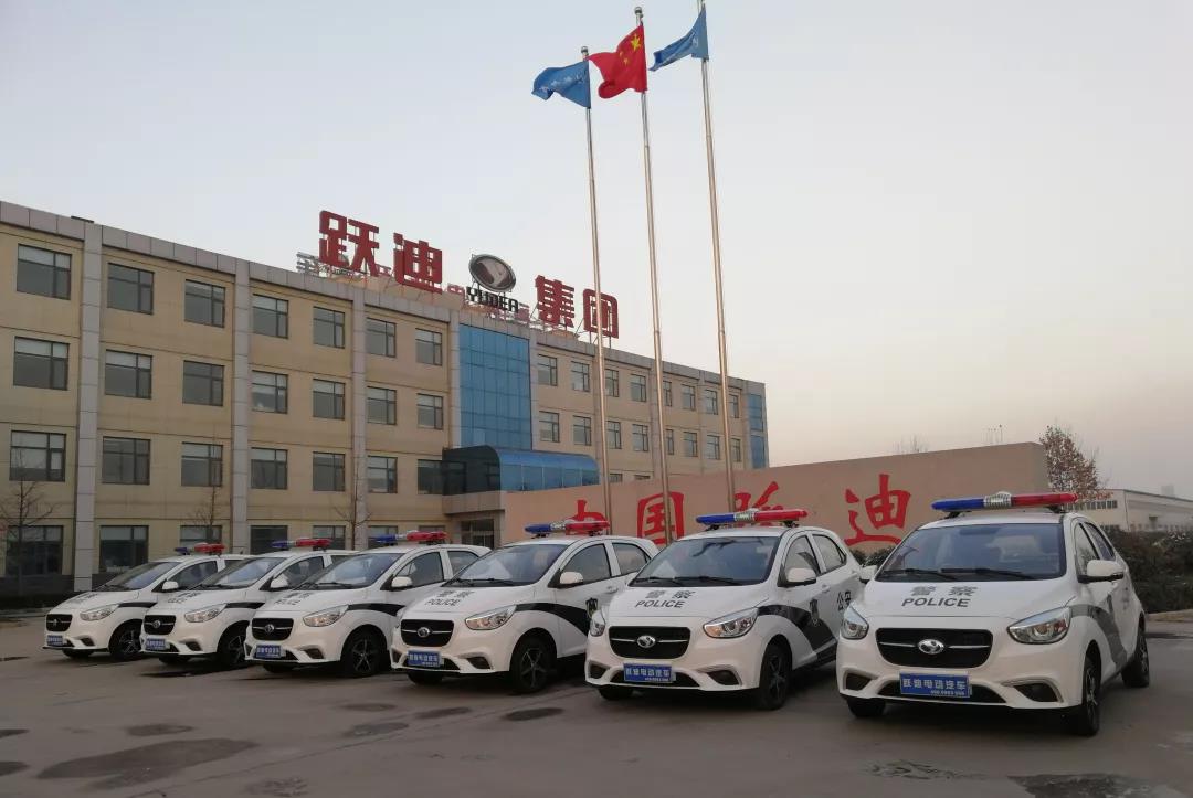 电动巡逻车不仅是警方机动巡逻的**车辆，同时也是城管等执法部门的好帮手。